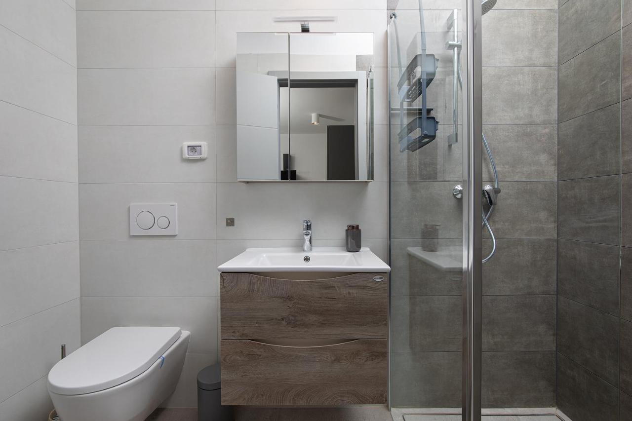 Apartman Damjan Pjescana Uvala Exterior foto